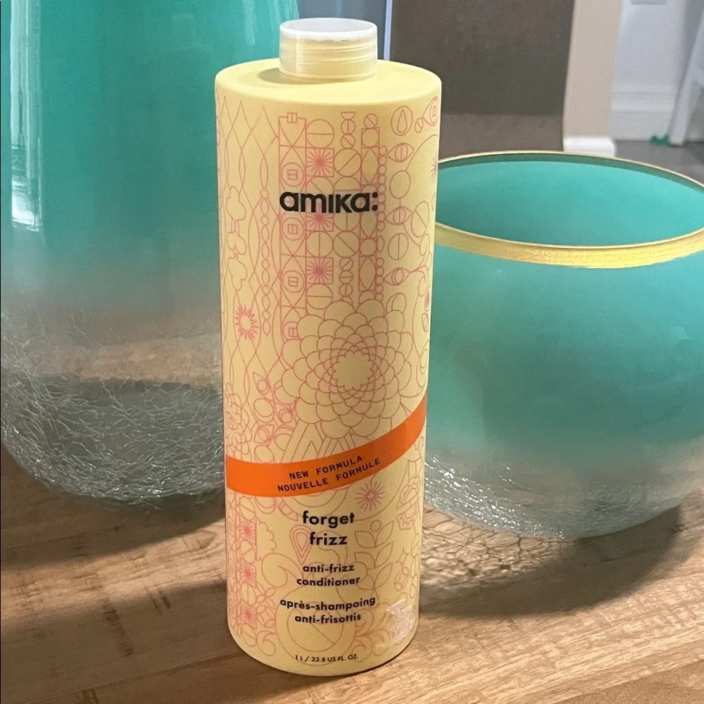 amika forget frizz anti frizz CONDITIONER 33.8oz Jumbo Size-NEW